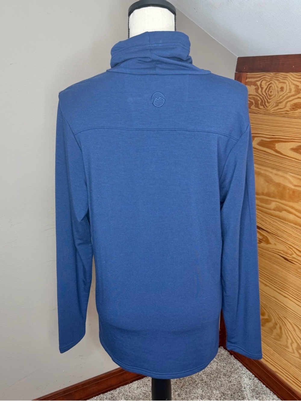 Magellan Outdoors Long Sleeve Funnel Neck Pullover Medieval Blue Extra Small NWT - Picture 2 of 12